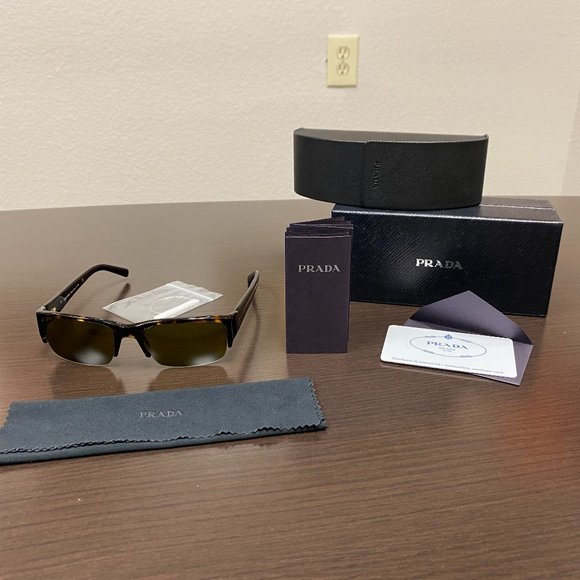 Prada SPR 30L - Picture 3 of 4